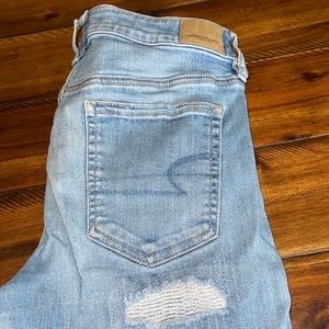 AE Ripped Skinny jeans